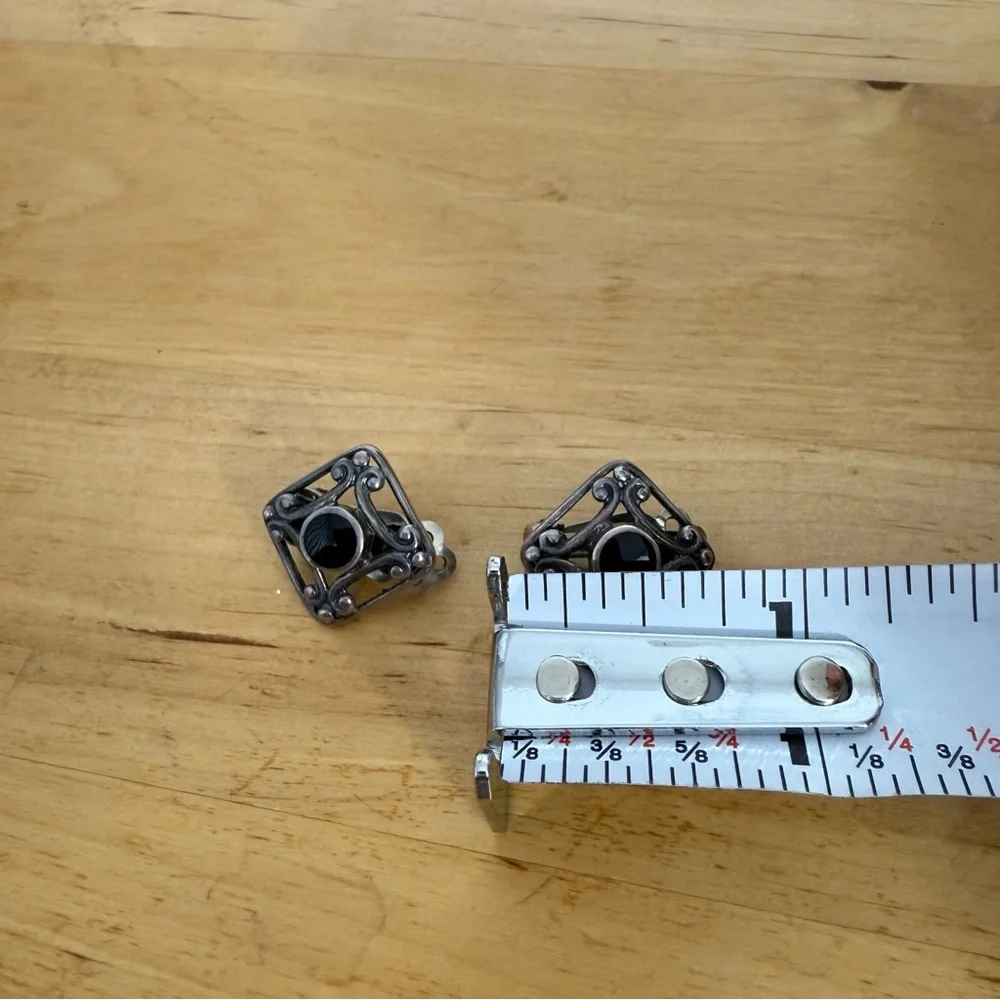 Vintage Diamond Shape Black Onyx Clip On Silver Earrings Rennaisance Victorian - Picture 8 of 8